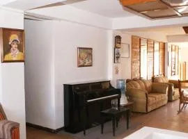 Hotel Symer