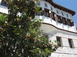 Ta Xelidonakia, five-star hotel in Pinakátai