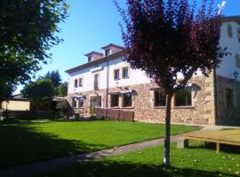 Hotel Rural Cebollera HR***, hotel v destinaci Valdeavellano de Tera