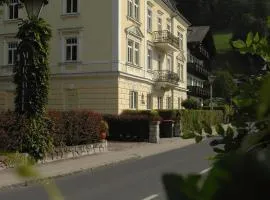 Romantik Residenz (Ferienwohnungen Hotel Im Weissen Rössl) - Dependance