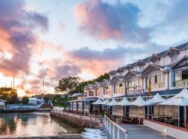 Simon's Town Quayside Hotel, hotel v destinaci Simonʼs Town