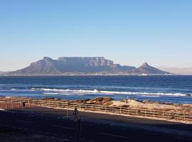 Blouberg Luxury Beachfront Apartment, hôtel de luxe à Bloubergstrand