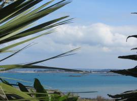 Appartement vue panoramique sur baie de Morlaix, hotel v destinaci Roscoff