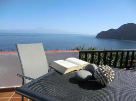 Villa Delfines, hotel v destinaci Agulo