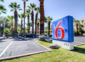 Motel 6-Palm Springs, CA - East - Palm Canyon, hotel in Palm Springs