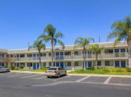 Vagabond Inn Sylmar, hotel near Nethercutt Museum, Sylmar