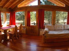 Cabañas Bosques del Sol, cabin in Villa Giardino