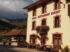 Hôtel Ducret, hotel v destinaci Champfromier