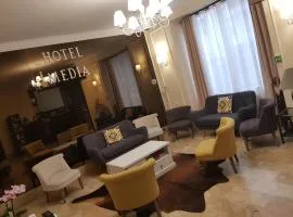 美迪亞酒店