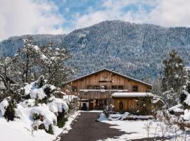 BauernLodge Alpin Appartements, מלון בHöfen