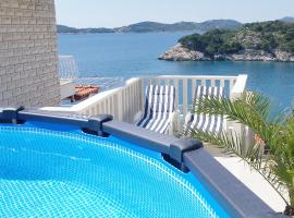 Apartment Ela, viešbutis Dubrovnike, netoliese – Stikovica paplūdimys