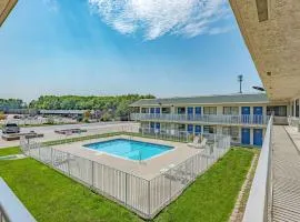 Motel 6 Kansas City, MO - Airport