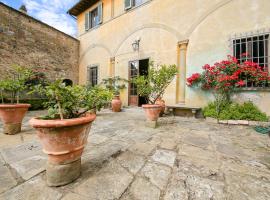 Villa Le Pergole- Firenze, hotel a prop de Hospital Meyer, a Florència