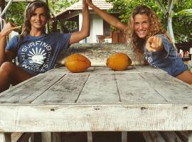 Surfing Wombats, glamping en Weligama