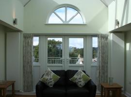 Highlands Apartment 4，位于尚克林的酒店