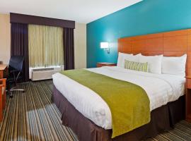 BEST WESTERN Plus Menomonie Inn & Suites, hotel v mestu Menomonie