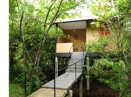 Ambalama Leisure Lounge, Hotel in Hanwella