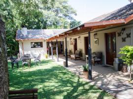 Four Seasons Guesthouses, hotel in Lephalale
