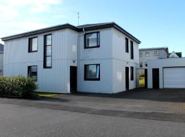 Reynisstaðir, apartment in Keflavík