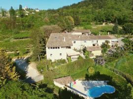 Vergers de la Bouligaire, hotel amb jacuzzi a Mirmande