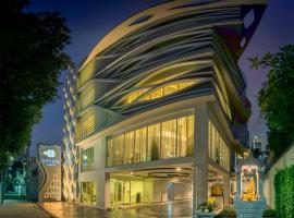 Anajak Bangkok Hotel - SHA Plus, готель біля визначного місця Suan Pakkad Palace Museum, у Бангкоку