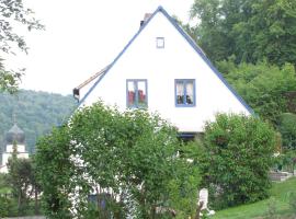 Ferienwohnung Familie Doris, cheap hotel in Treuchtlingen