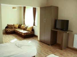 Guest House Central, hotel em Kardzhali