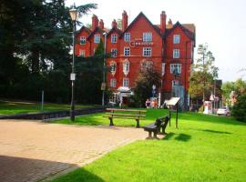 The Hotel Commodore, hotel em Llandrindod Wells