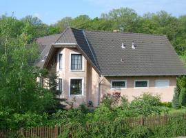 Topáz Vendégház, apartment in Sopron