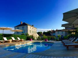 Maison Hirondelles Hôtes: Mézières-sur-Issoire şehrinde bir otel