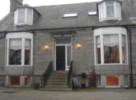 Station View Guest House, hotel di Dyce