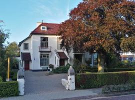 Logement Nij Bonga Holwerd, B&B in Holwerd