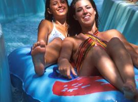 Caravelle Camping Village, prázdninový areál v destinaci Ceriale