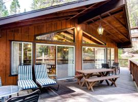 12B Star Gazers, hotel en Wawona