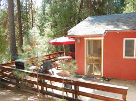 65 Sparrows Nest, hotel in Wawona