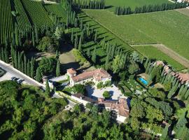 Villa Betteloni Valpolicella Suites, parkimisega hotell sihtkohas San Pietro in Cariano