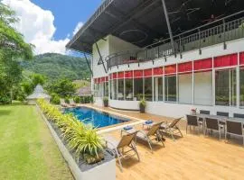 Chalong - Villa Nap Dau - 10 BR Private Pool Villa - Phuket