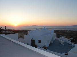 Palm Tree Hill, maalaistalo kohteessa Oia