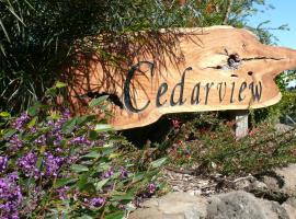 Cedarview Bed & Breakfast، فندق بالقرب من أورايليز تري توب ووك، Beechmont