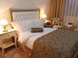 Hotel Roman by Dumbrava Business Resort, hotel with parking in Roman