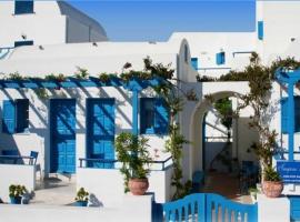 Semprou Rooms, bed and breakfast en Perissa