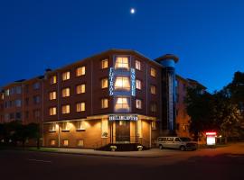 Hotel Helicopter, Hotel in Krementschuk