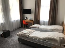 7 Rooms MTP, hotel em Poznań