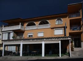 Alojamiento rural la Bellosina – tani hotel w mieście Jarilla