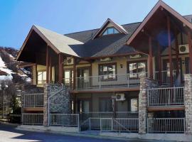 Au pied des pentes, hotel v destinaci Bromont