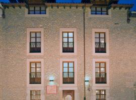 La Fonda de Bustio, hotel Bustióban