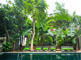 Sarina Boutique Hotel, hotel dekat Bandara Internasional Pnom Penh - PNH, 