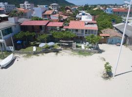 Pousada do Francês, hotel u gradu 'Pinheira'