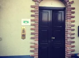 B & B La Guesthouse
