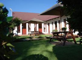 Journey's Inn Africa Guest Lodge, ξενοδοχείο σε Κέμπτον Παρκ
